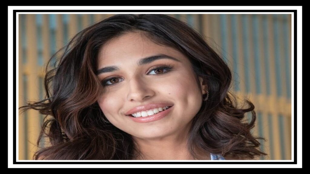 Reina Rae Wiki/Bio, Age, Height, Husband, Instagram, Videos