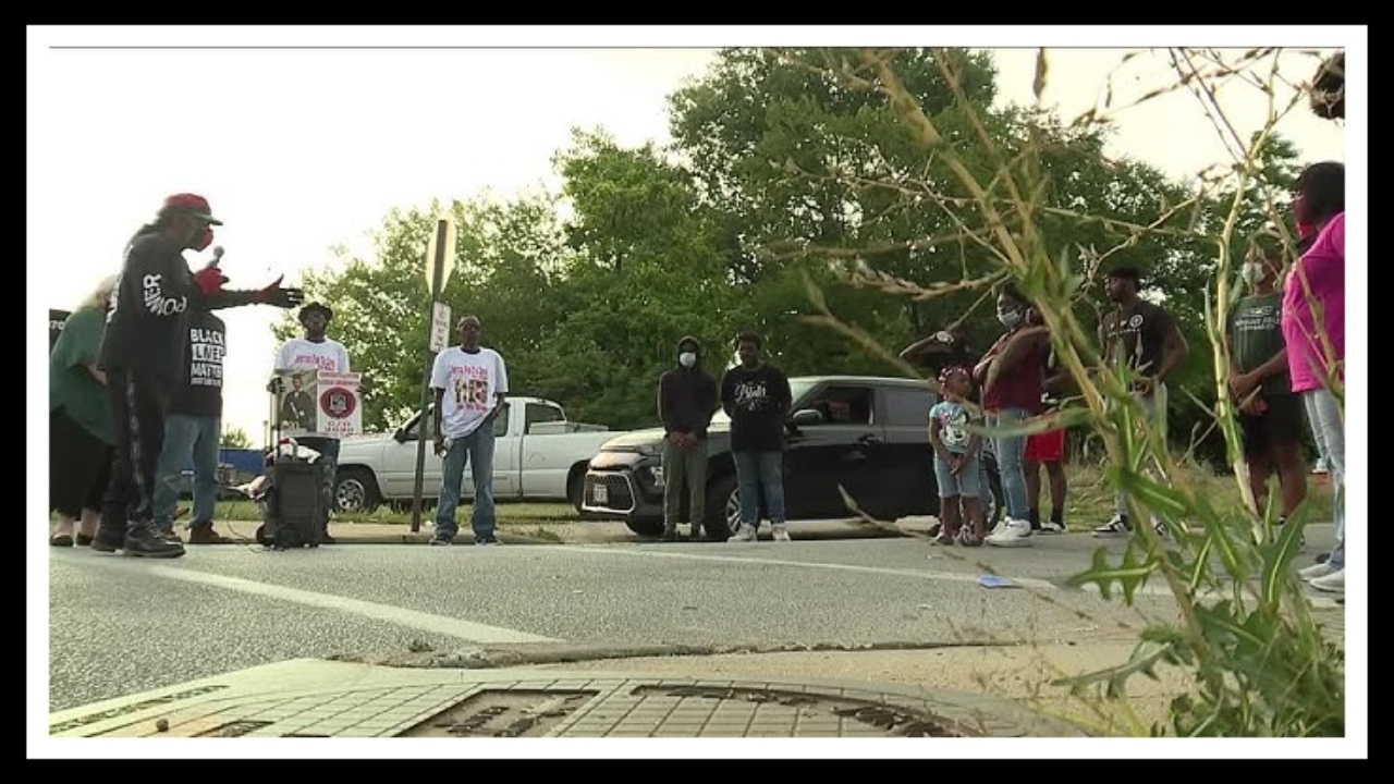 Cleveland Father Killed in Front of Son While Rescuing Him from Brutal Attack