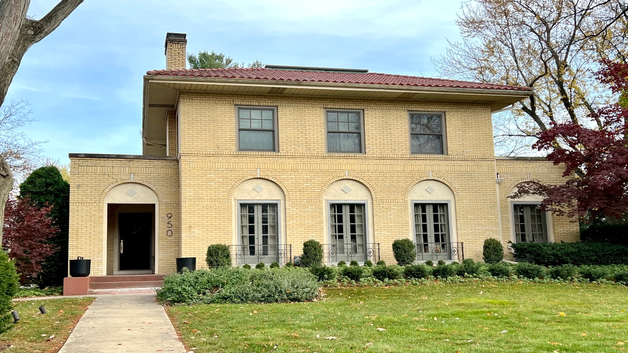 Kankakee, IL – Christmas Holiday Housewalk to Highlight Historic Riverview Homes on December 7