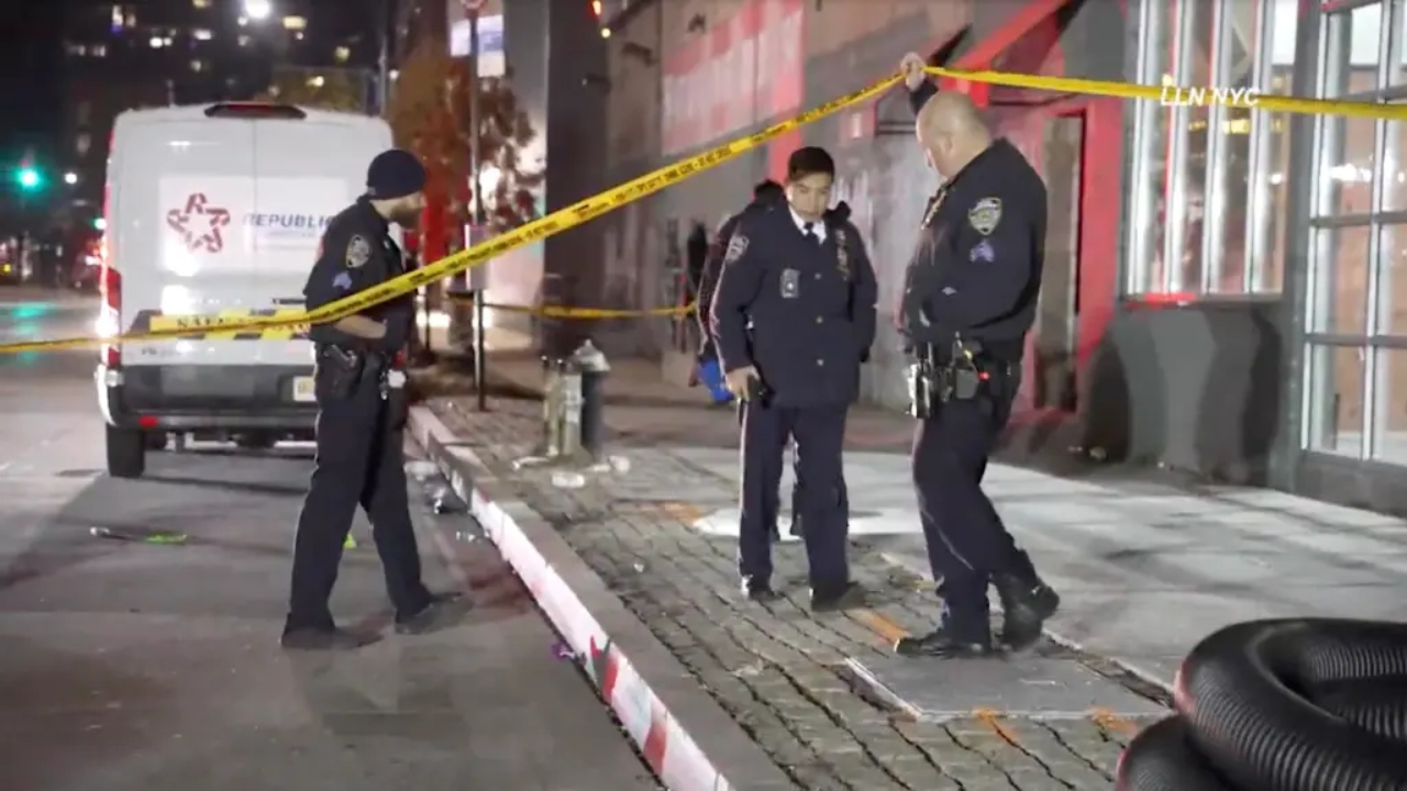 Man Killed in Shooting Outside Midtown Manhattan Nightclub; Police Searching for Suspect