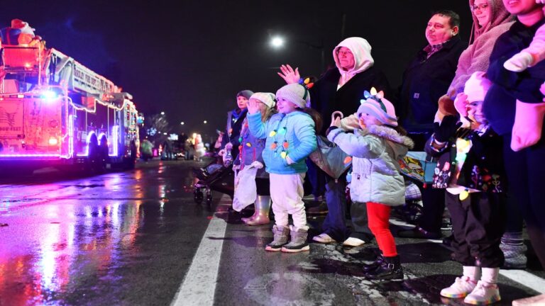 Bradley, IL – 40th Annual Lighted Christmas Parade Set to Brighten Friday Night