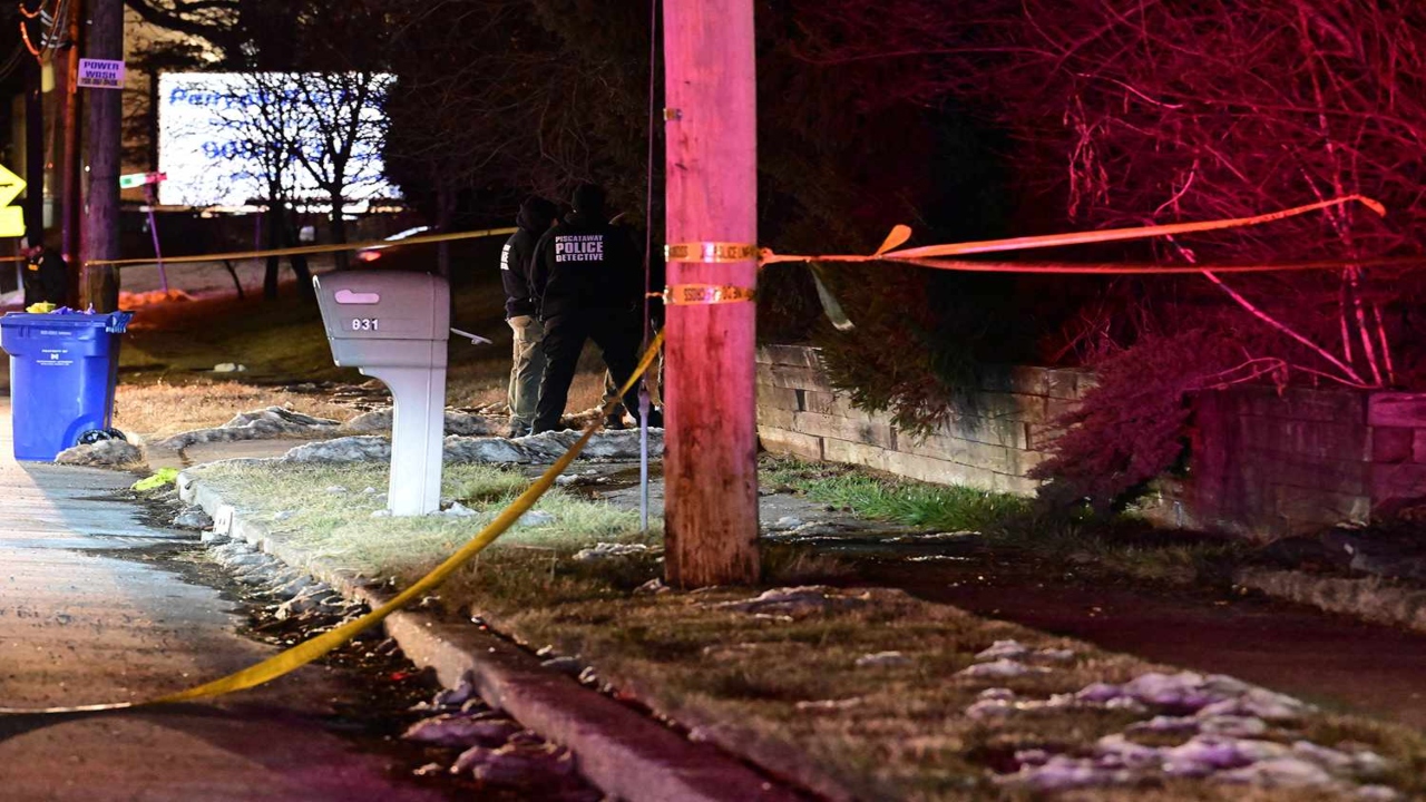 3 Bodies Found in New Jersey Home After Police Fatally Shoot Knife-Wielding Suspect