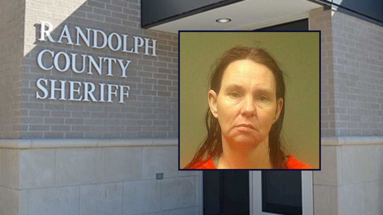 Cockroach-Covered Shotgun Discovered in Filthy Missouri Home After 11-Year-Old Girl Shot Dead, Police