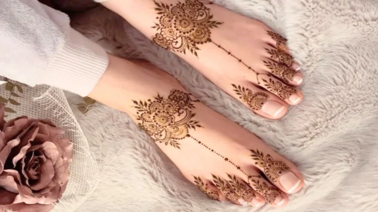 10 Stylish Feet Mehndi Designs Perfect for Your Eid Outfit