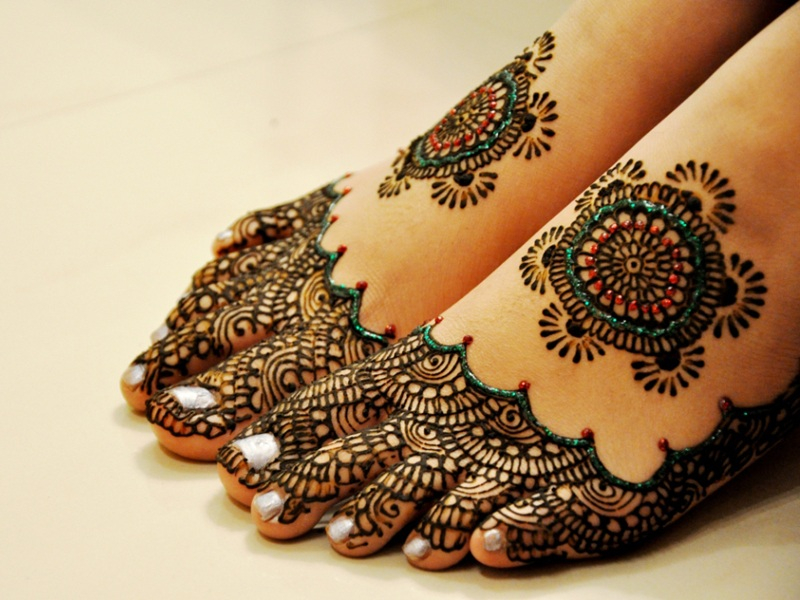 Bridal Style Feet Mehndi (Light Version)