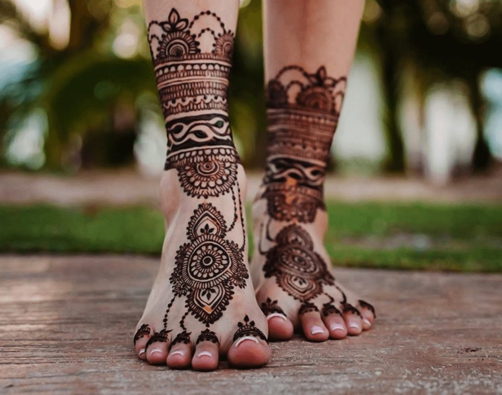 Jewelry-Inspired Foot Mehndi