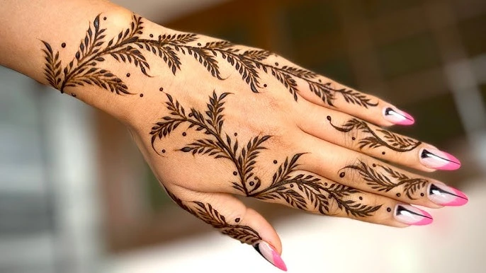Leafy Vine Crescent Mehndi Designs